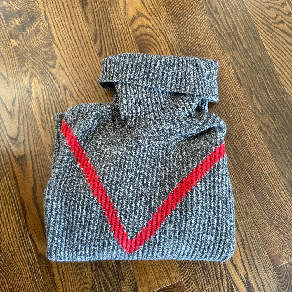 Stylish Sandro Gray Turtleneck with Red V-Stripe